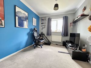 Bedroom- click for photo gallery